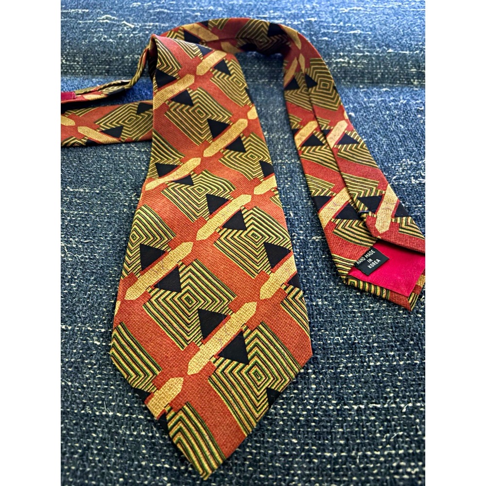 Vintage Tie Very Cool Pattern and Colors 100% Silk Handmade Woven Geometric
